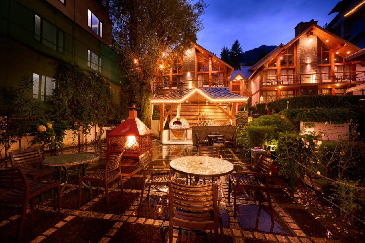 Resort Renest River Country